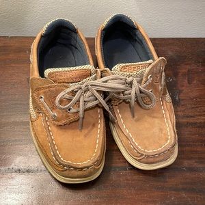 Boys Sperry’s, guc, size 12.
